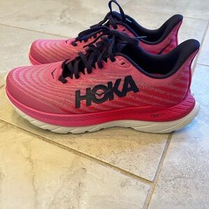 Women’s Hoka Mach 5 7.5 Raspberry/Strawberry